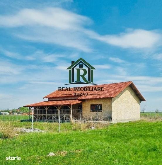 Casă cu 3 camere cu Teren 1000 Mp în Central