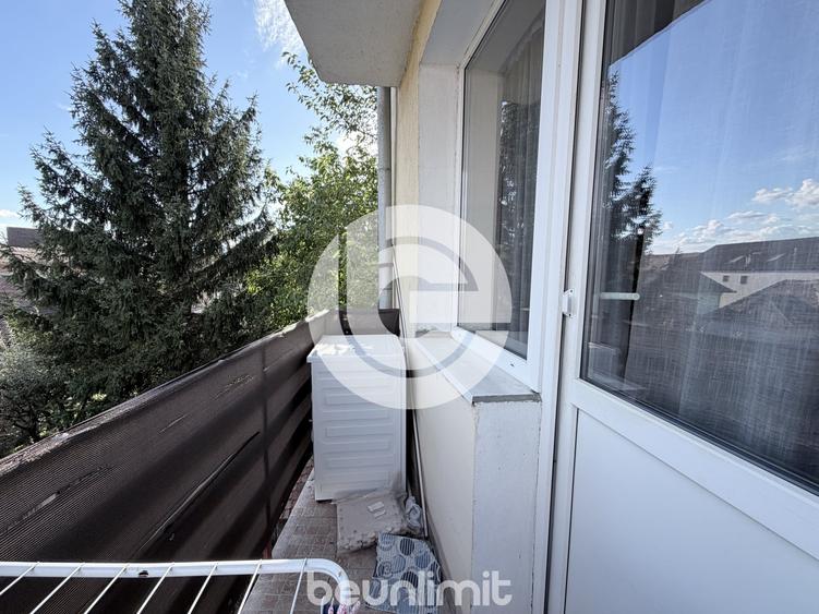 Apartament cu 3 camere decomandat, mobilat în Central