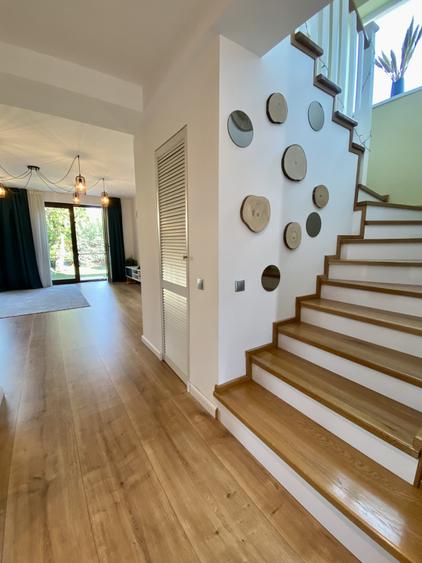 Duplex cu 5 camere cu Teren 260 Mp în Corbeanca