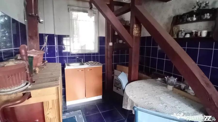 Casă cu 5 camere cu Teren 127 Mp în Domenii