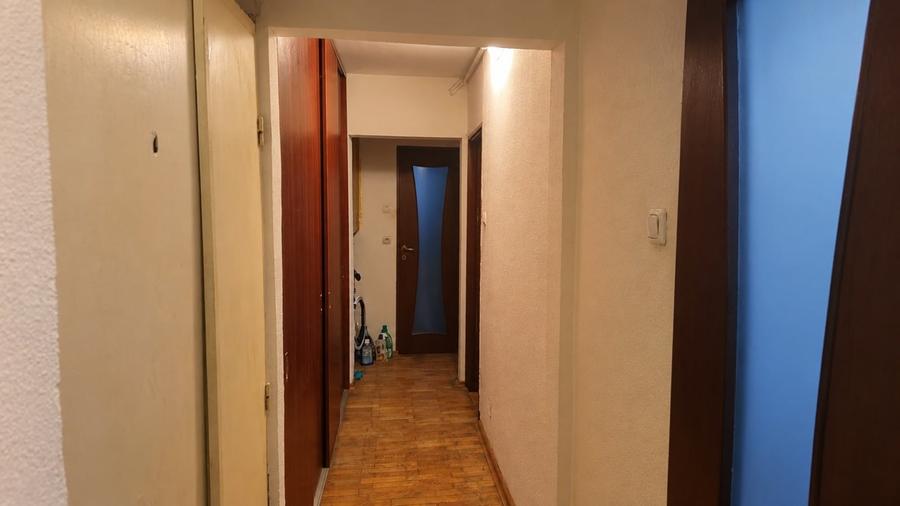 Apartament cu 3 camere decomandat în I. C. Frimu