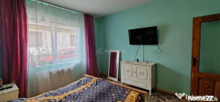 Casă cu 5 camere cu Teren 565 Mp în Central