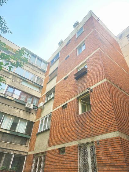 Apartament cu 2 camere decomandat în Cotroceni