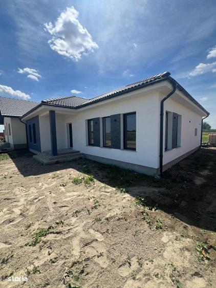 Casă cu 3 camere cu Teren 450 Mp în Central