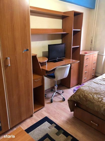 Apartament cu 3 camere în Berceni