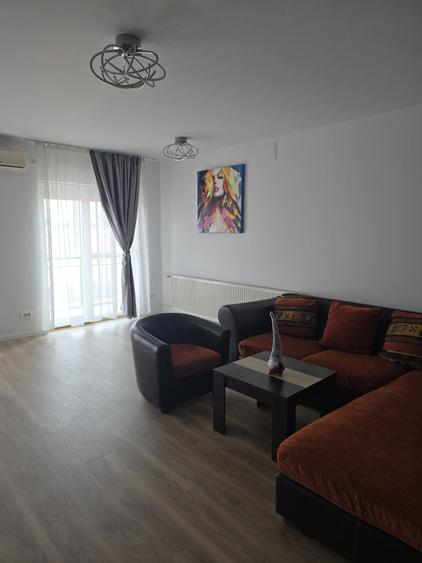 Apartament cu 2 camere semidecomandat în Băneasa