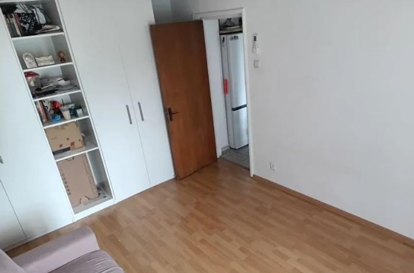 Apartament 2 Camere,Berceni,bl.reabilitat,et.5/10,DECOMANDAT,Amenajat,Liber - 2