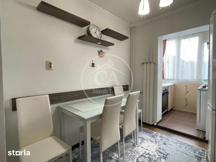 Apartament cu 3 camere decomandat în Rogerius