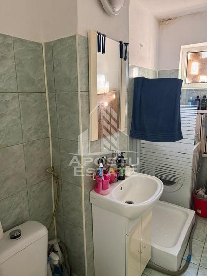 Apartament cu 2 camere nedecomandat în Complex Studențesc
