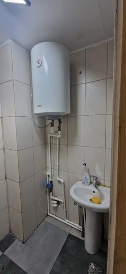 Spațiu comercial, de 150 mp, în Central