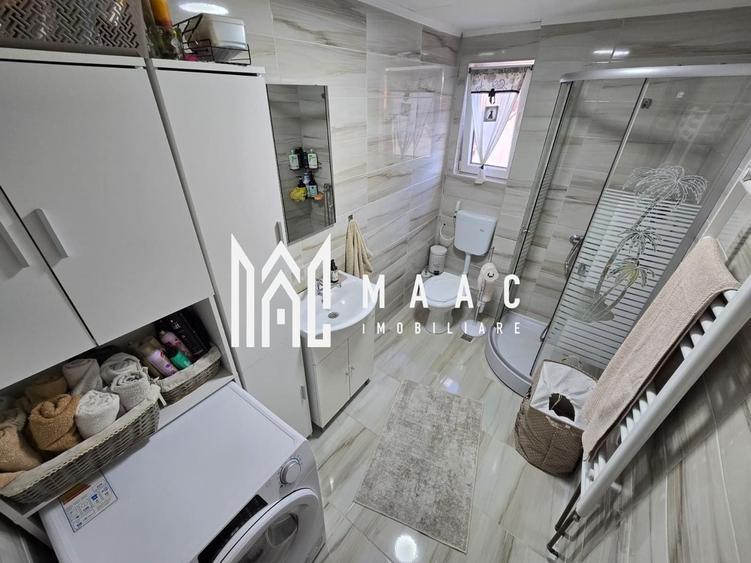 Casă individuală cu 7 camere cu Canalizare în Lupeni