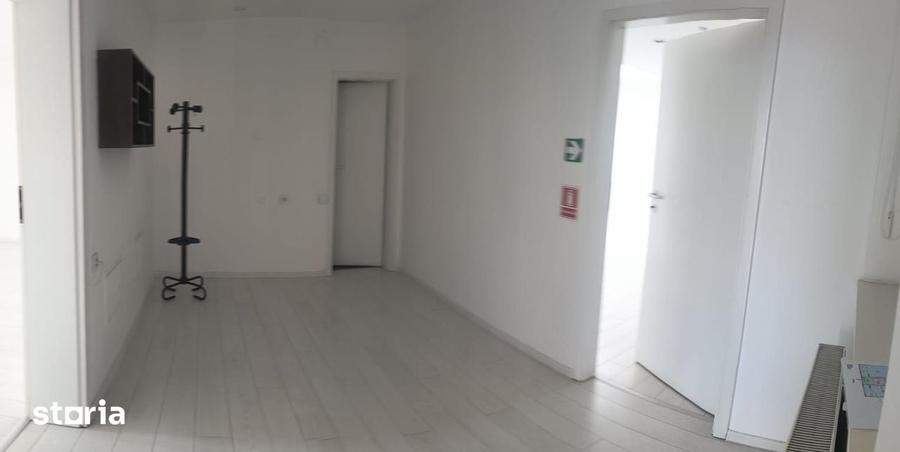 Spațiu comercial, de 71.44 mp, în Central