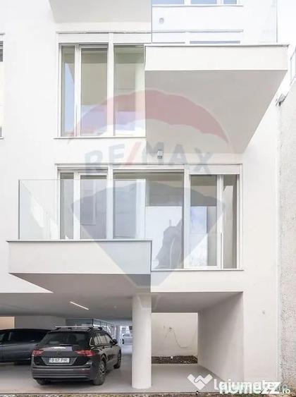 Apartament cu 3 camere decomandat în Națiunile Unite