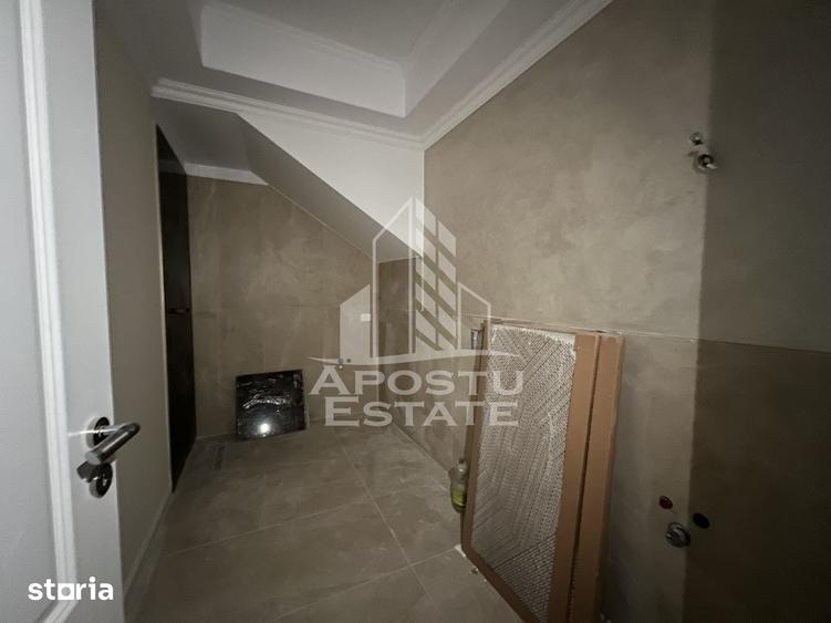 Casă cu 5 camere cu Teren 260 Mp în Giarmata