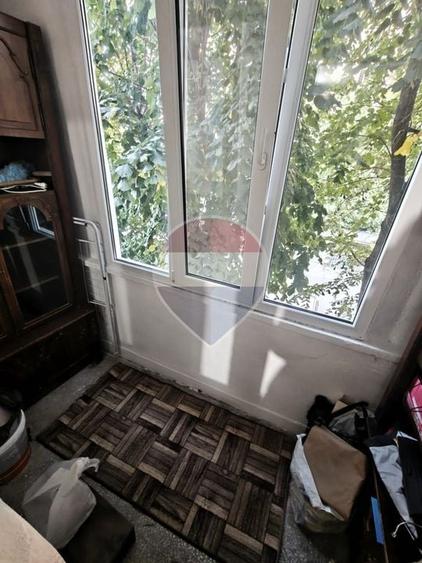 Apartament cu 2 camere semidecomandat, mobilat în Săsar
