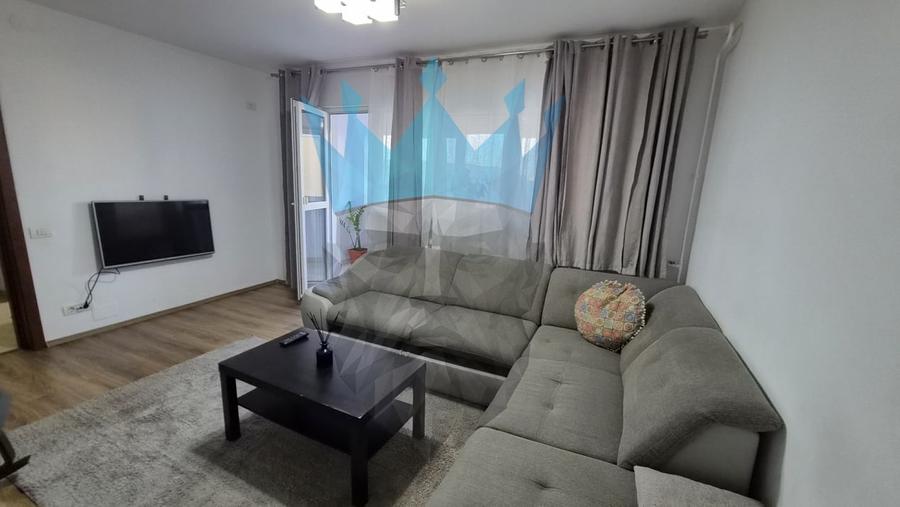 Apartament cu 3 camere semidecomandat, mobilat în Colentina