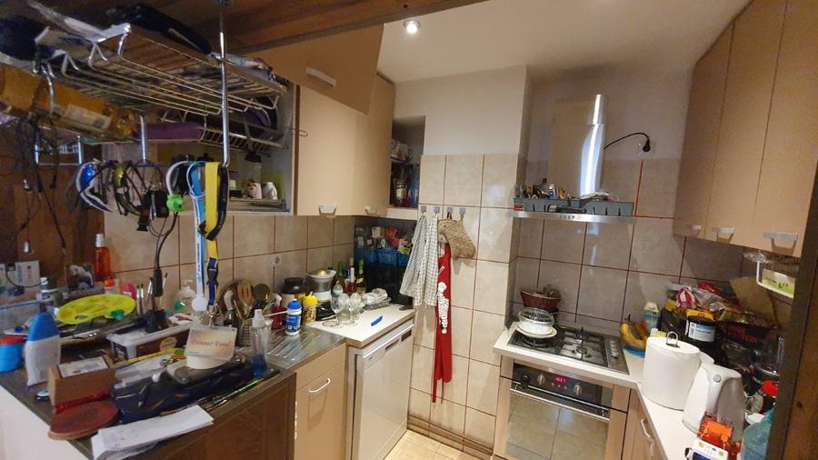 Casă individuală cu 5 camere cu Canalizare în Ultracentral