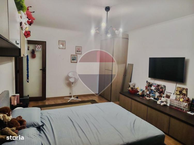 Apartament cu 3 camere în Dragoș Vodă
