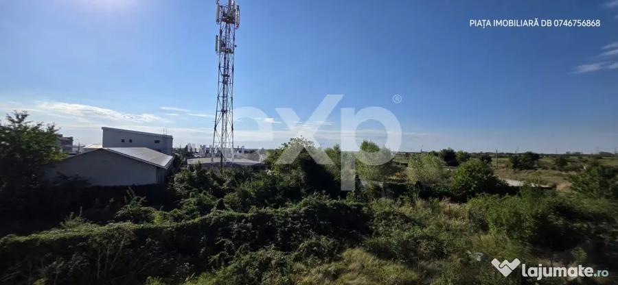 Apartament cu 2 camere semidecomandat, mobilat în Micro 12