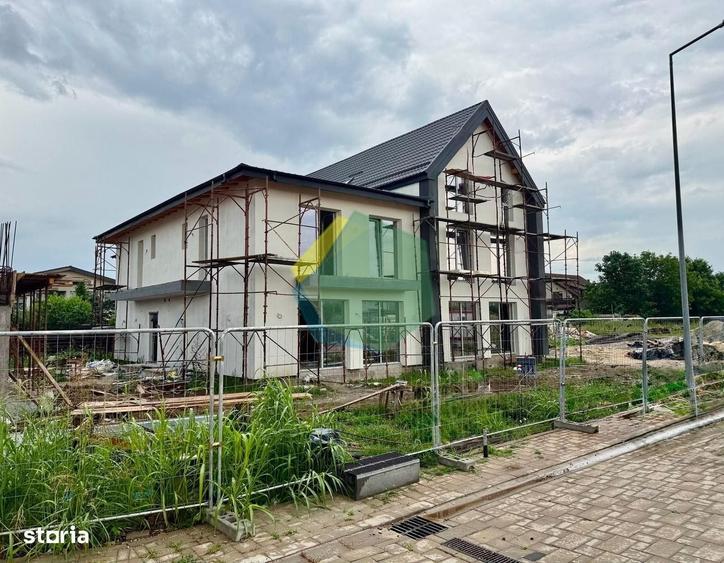 Casă cu 4 camere în Central