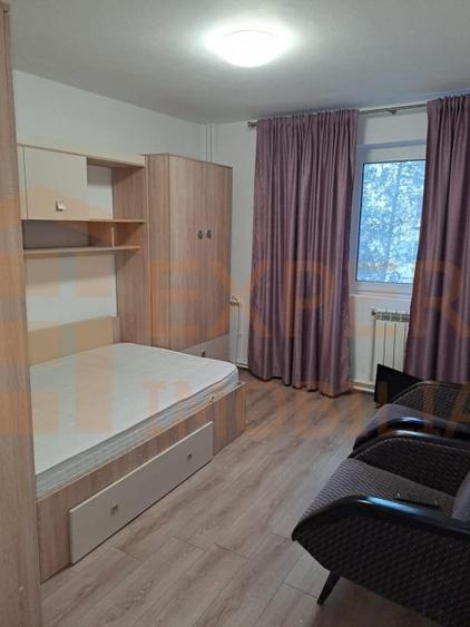 Apartament cu 2 camere decomandat, mobilat în Tomis Nord