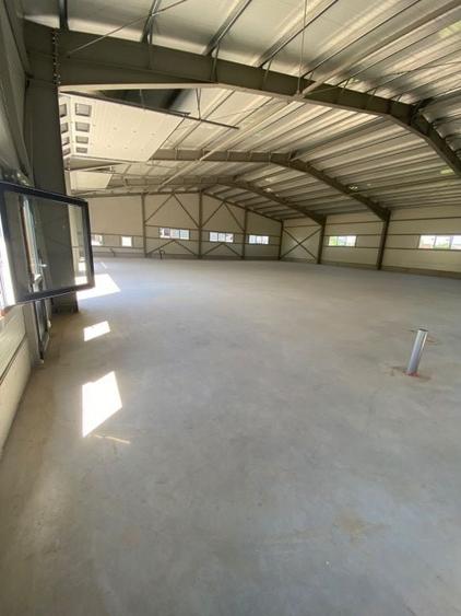 Spațiu industrial, de 598.83001708984 mp, în Gilău