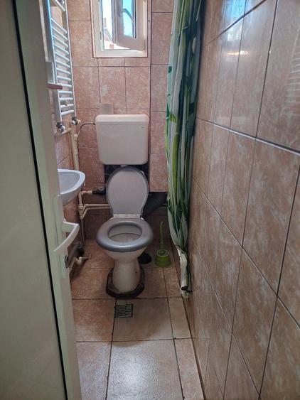Casă cu 1 camere cu Teren 180 Mp în Central