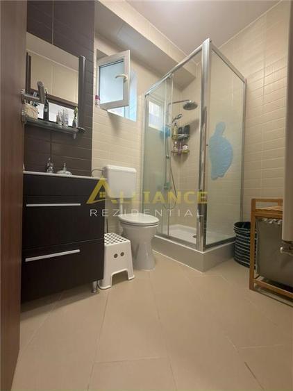 Apartament cu 2 camere decomandat, mobilat în Brâncoveanu