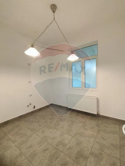 Casă cu 2 camere cu Teren 212 Mp în Ultracentral