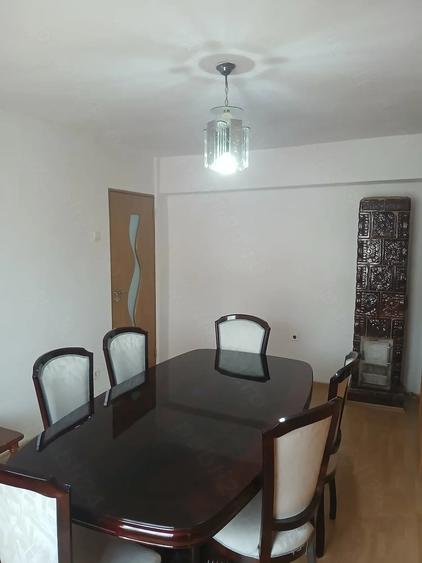 Apartament cu 3 camere decomandat în Fizeșu Gherlii