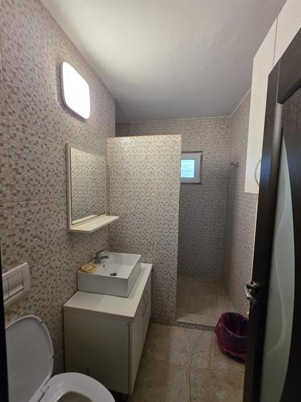 Apartament cu 2 camere decomandat, mobilat în Nicolina