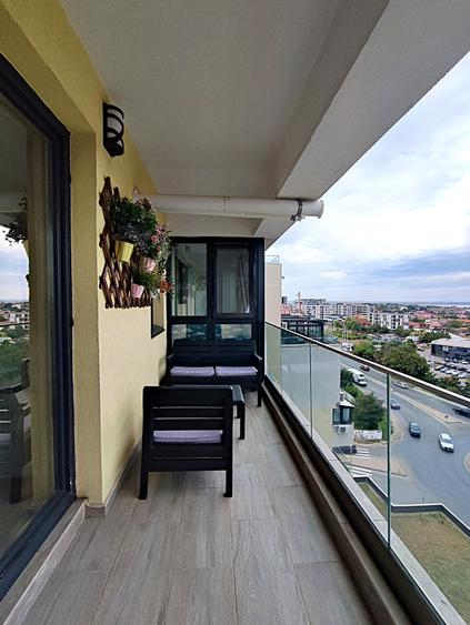 Apartament cu 2 camere decomandat în Tomis Plus