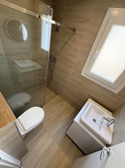 Casă individuală cu 3 camere cu Piscina în Ștefăneștii de Jos