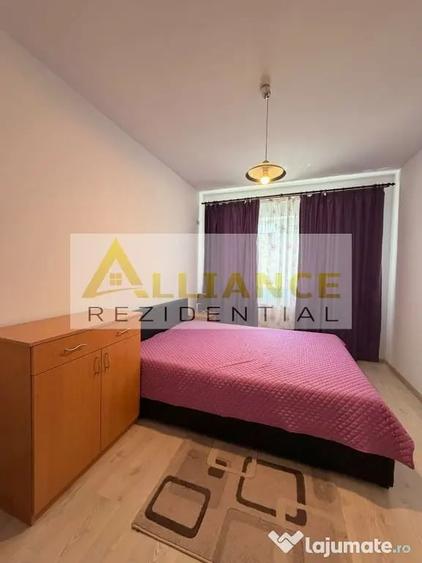 Apartament cu 3 camere decomandat în Metalurgiei