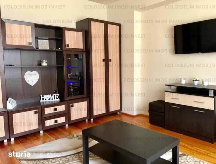 Apartament cu 3 camere decomandat în Centrul Istoric