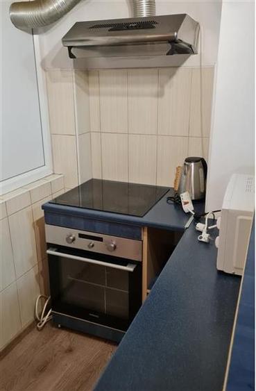 Apartament cu 2 camere semidecomandat, mobilat în Circumvalațiunii
