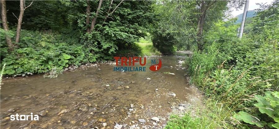 Teren de 4574 mp, în Poiana Galdei