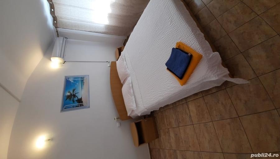 Casă cu 6 camere cu Teren 1200 Mp în Costinești