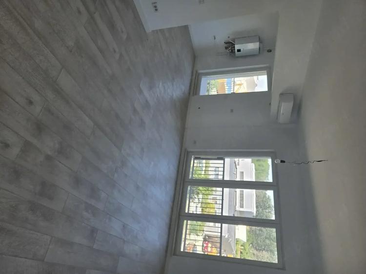 Apartament cu 2 camere semidecomandat în Mogoșoaia