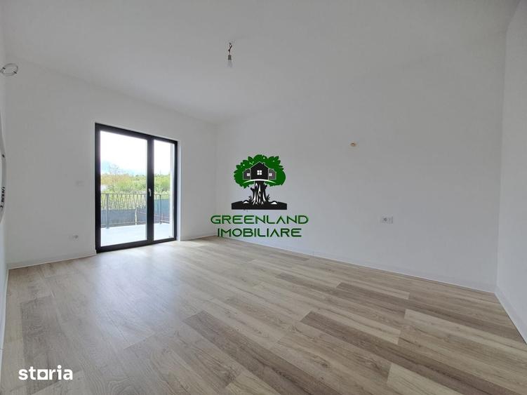 Casă cu 5 camere decomandat cu Teren 500 Mp în Bucium