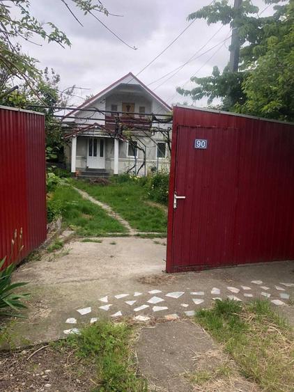 Casă cu 3 camere în Central