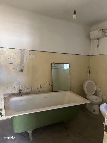 Casă cu 3 camere cu Teren 250 Mp în Câmpina