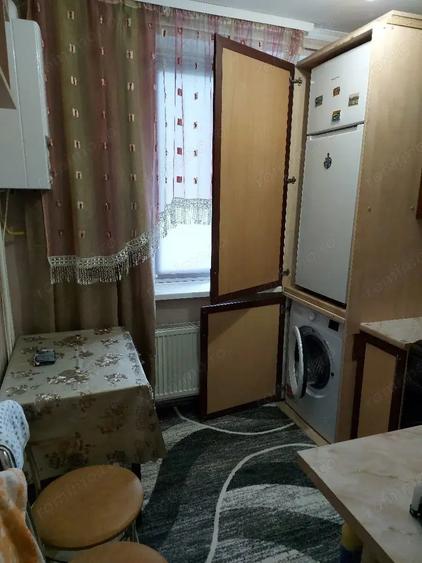 Garsonieră decomandată în Păcii