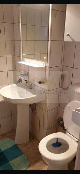 Apartament cu 3 camere decomandat, mobilat în Tineretului