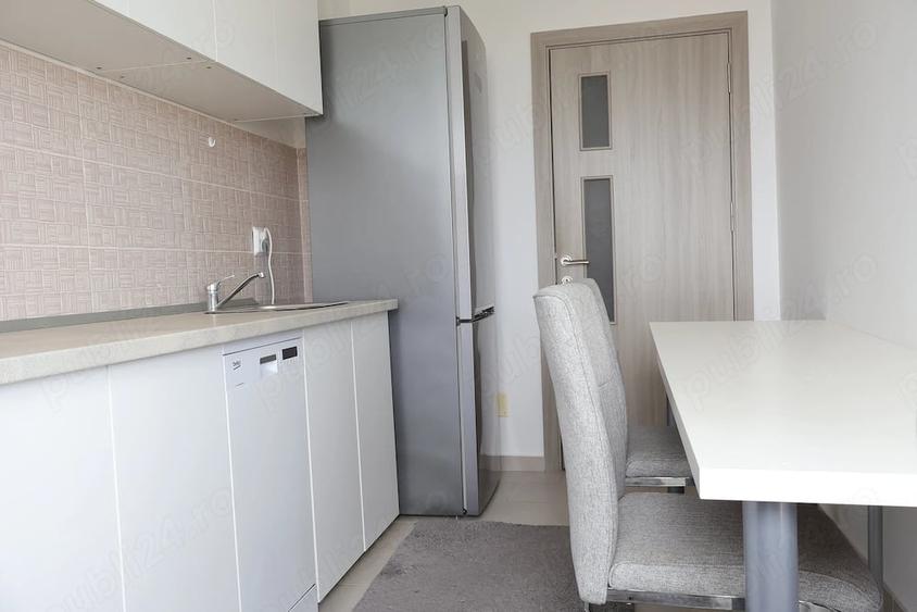 Apartament cu 2 camere decomandat în Exterior Vest