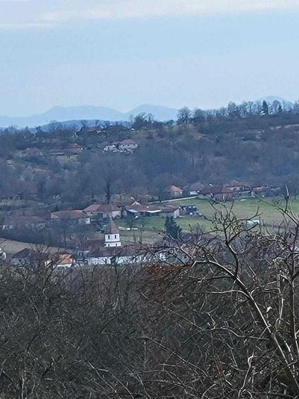 CASA cu panorama si teren generos - 1