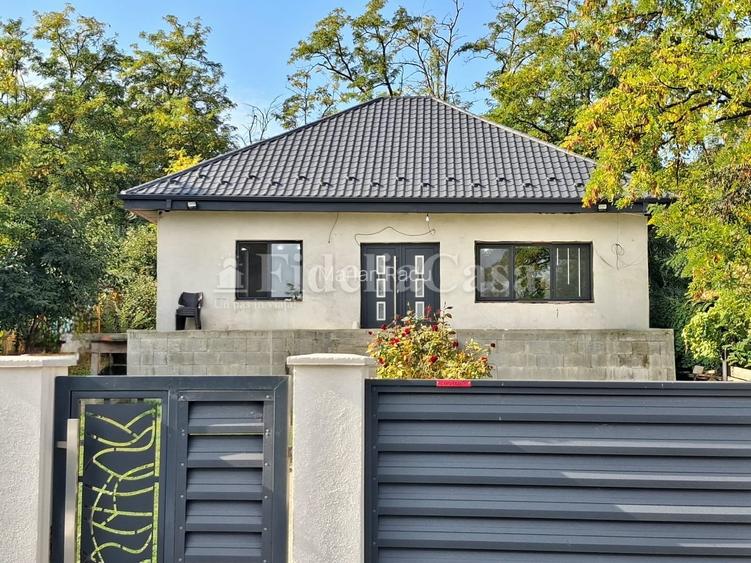Casă cu 3 camere cu Teren 700 Mp în Rediu