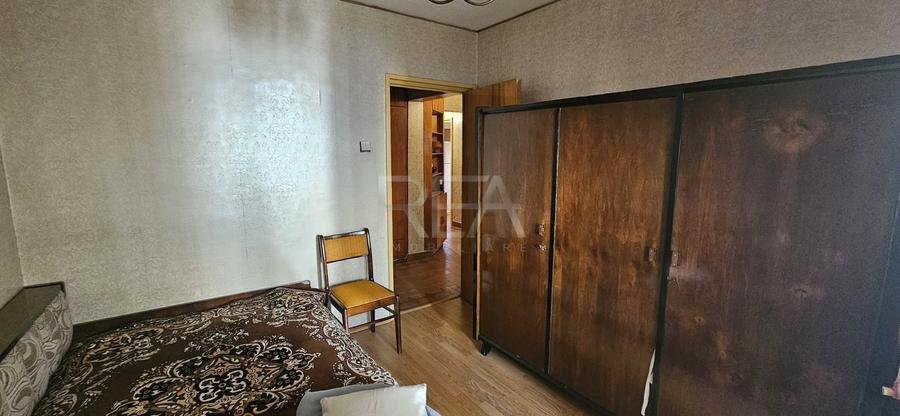 Apartament cu 4 camere decomandat, mobilat în Iancului