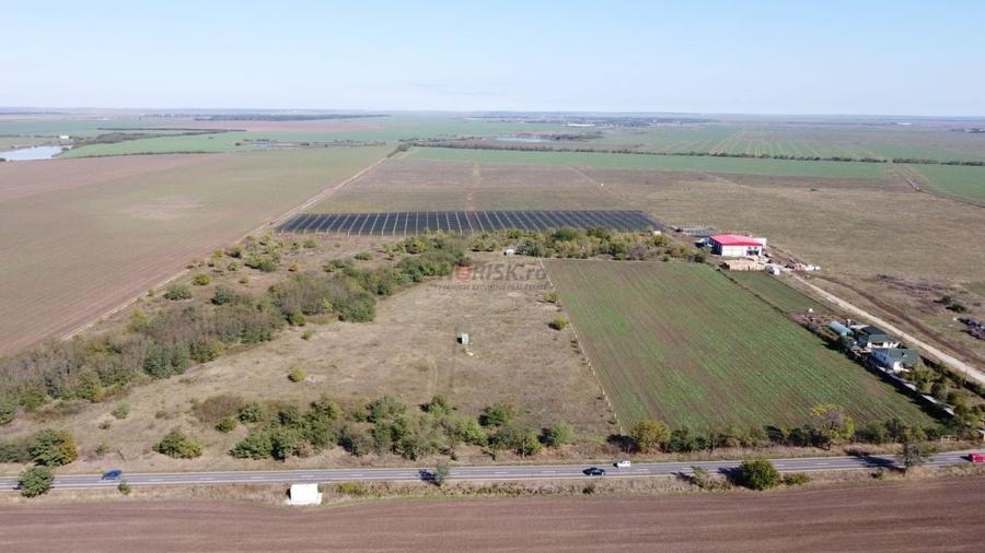 Teren agricol extravilan de 10000 mp, în Frumușani