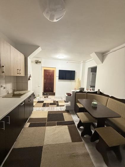 Apartament cu 2 camere semidecomandat în Politehnica